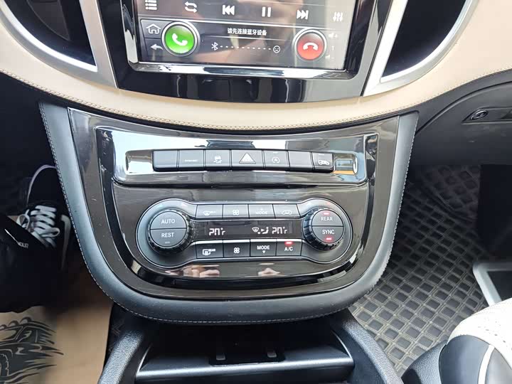 Фото 14 - Mercedes-Benz Vito