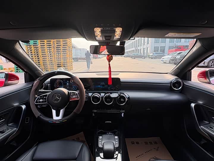 Фото 10 - Mercedes-Benz A-Class