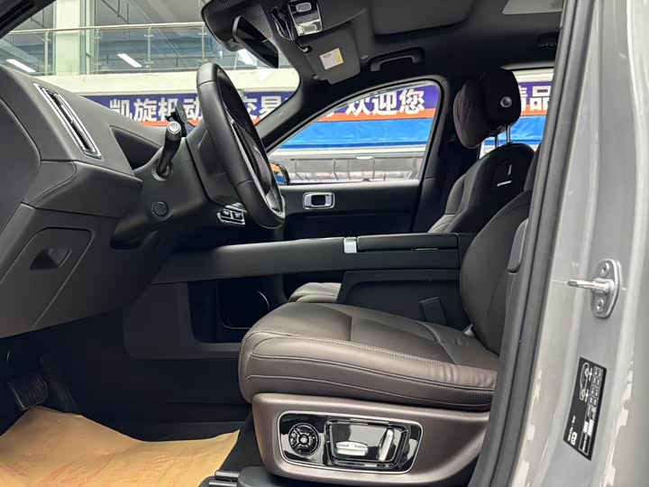 Фото 4 - LiXiang L9