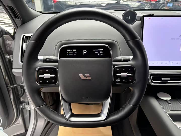 Фото 6 - LiXiang L9