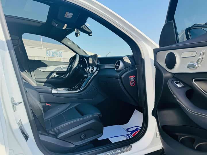 Фото 8 - Mercedes-Benz GLC-Class