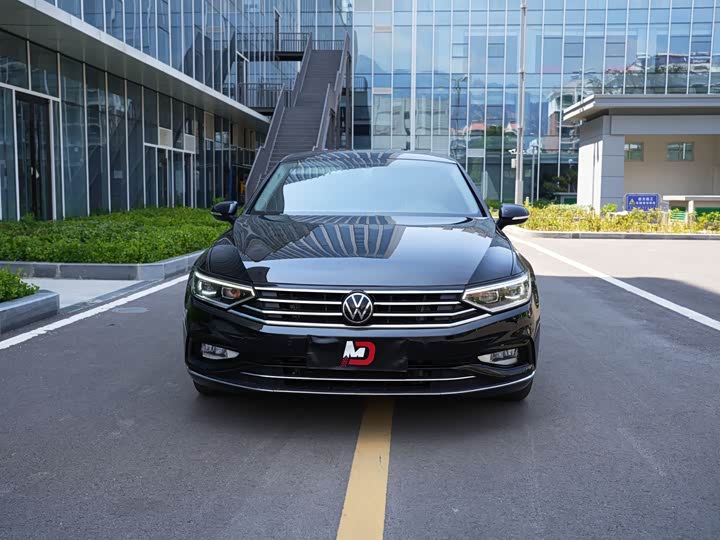 Фото 2 - Volkswagen Magotan