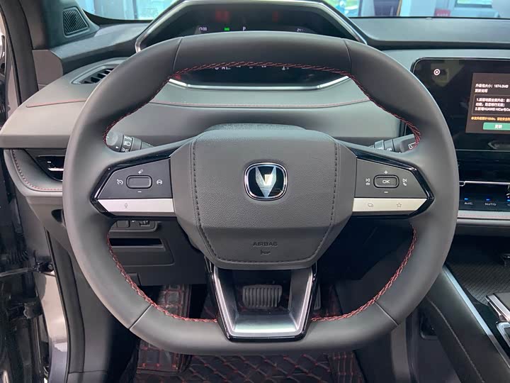 Фото 13 - Changan CS55 Plus