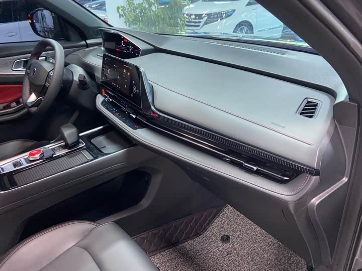 Фото 18 - Changan CS55 Plus