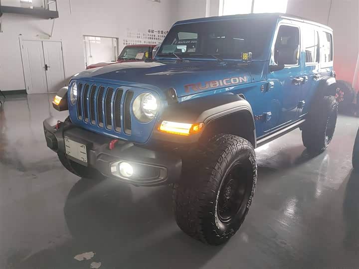 Фото 1 - Jeep Wrangler