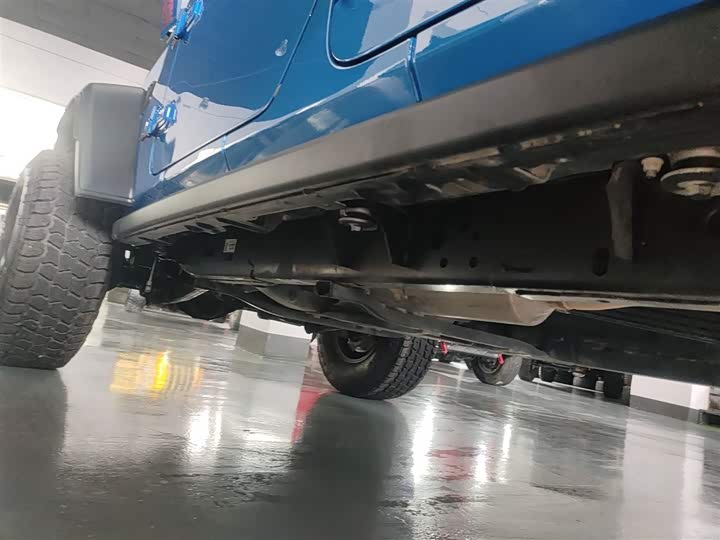 Фото 20 - Jeep Wrangler