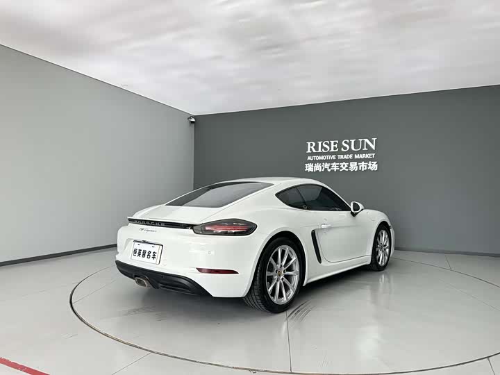 Фото 9 - Porsche 718