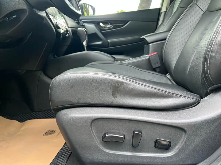 Фото 27 - Nissan X-Trail