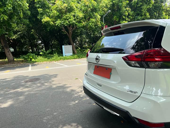 Фото 29 - Nissan X-Trail