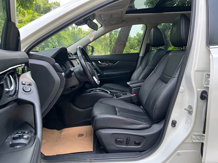 Фото 4 - Nissan X-Trail