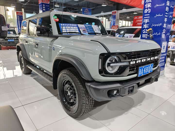 Фото 3 - Ford Bronco