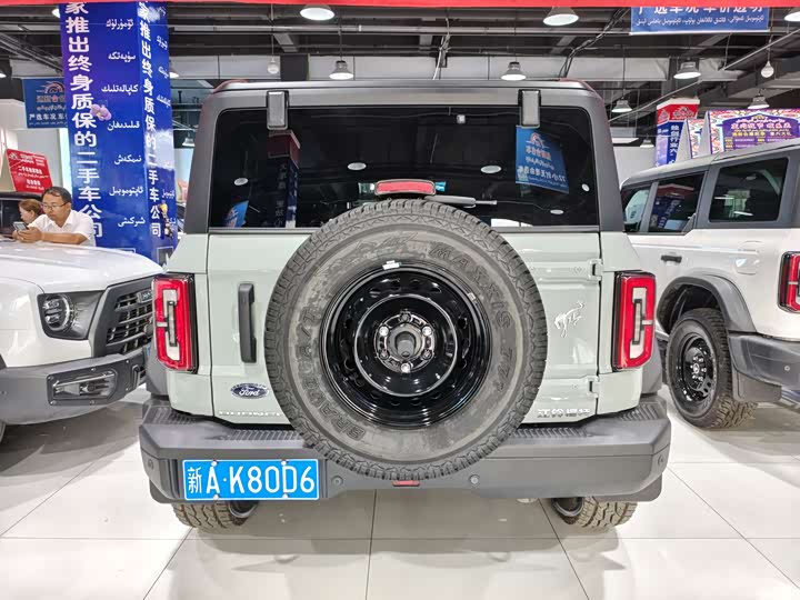 Фото 8 - Ford Bronco