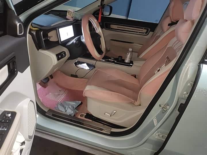 Фото 10 - Geely Icon