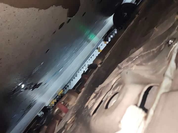 Фото 12 - Geely Icon