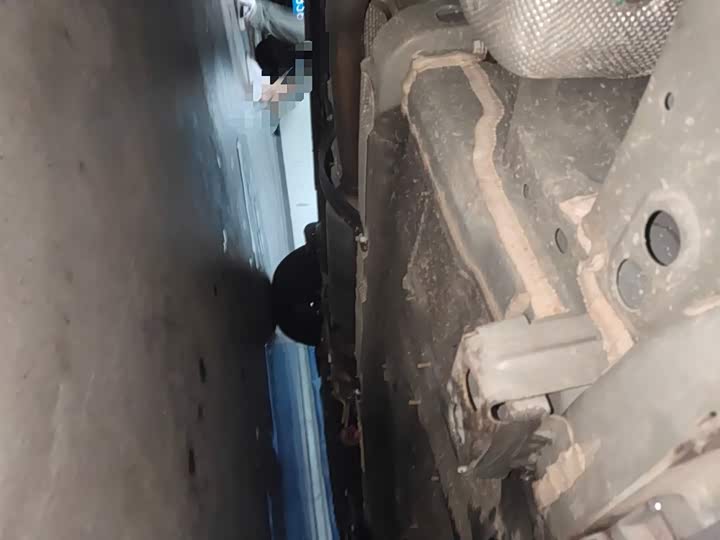 Фото 13 - Geely Icon