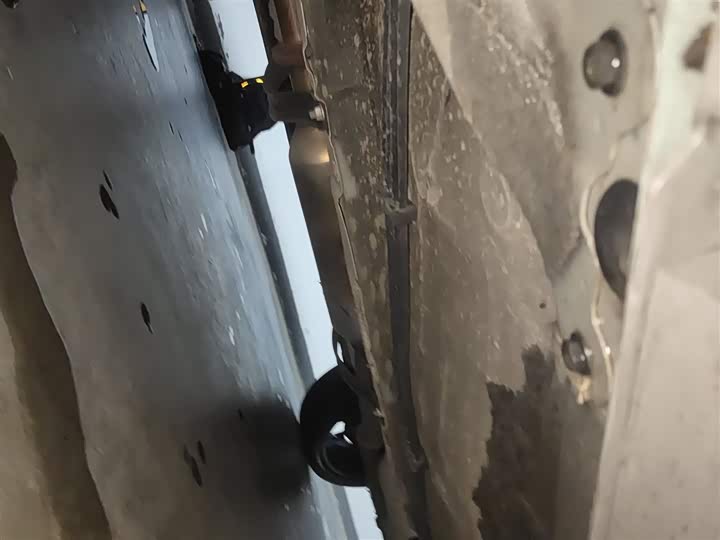 Фото 15 - Geely Icon