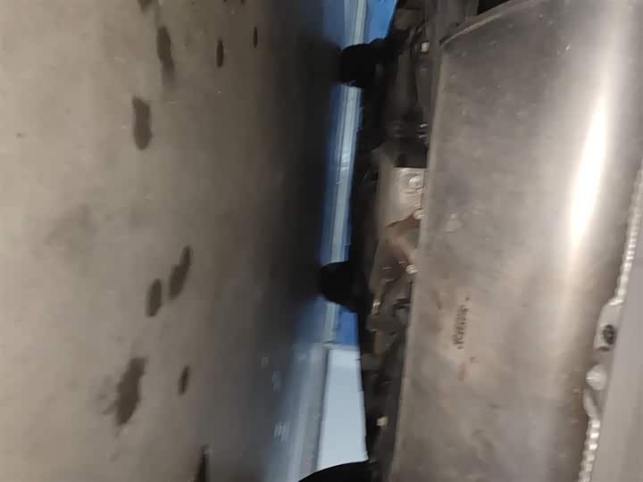 Фото 19 - Geely Icon