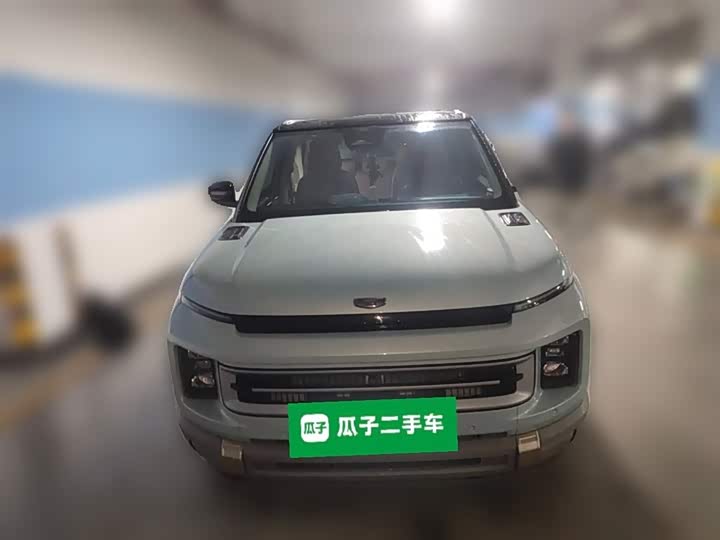 Фото 20 - Geely Icon
