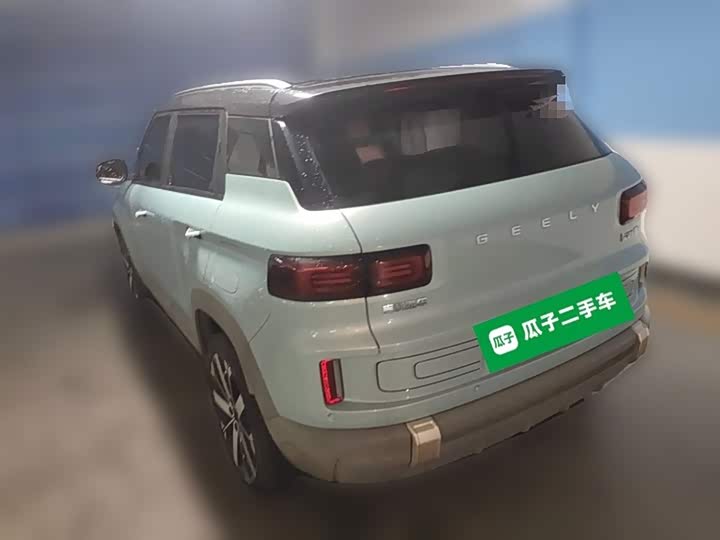 Фото 22 - Geely Icon