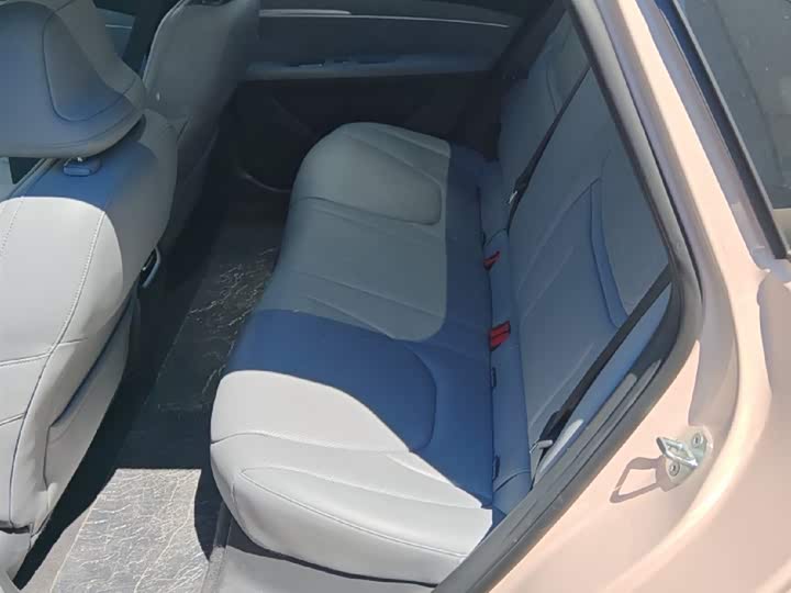 Фото 5 - XPeng Mona M03