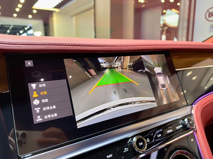 Фото 11 - Bentley Continental GT