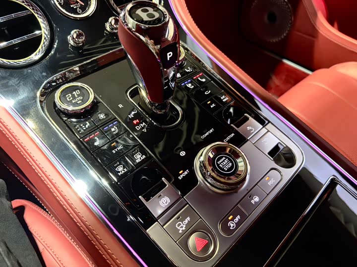 Фото 15 - Bentley Continental GT