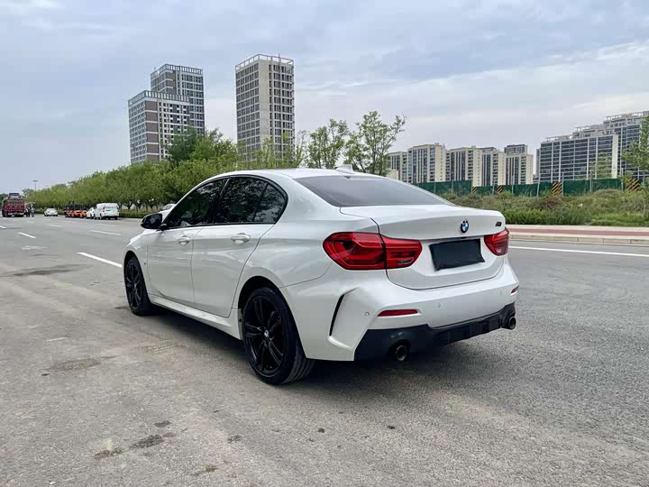 Фото 16 - BMW 1 Series