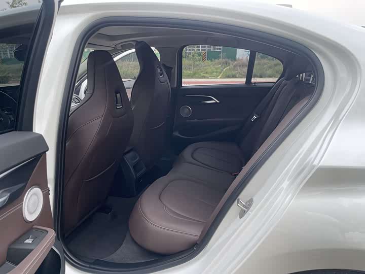 Фото 17 - BMW 1 Series