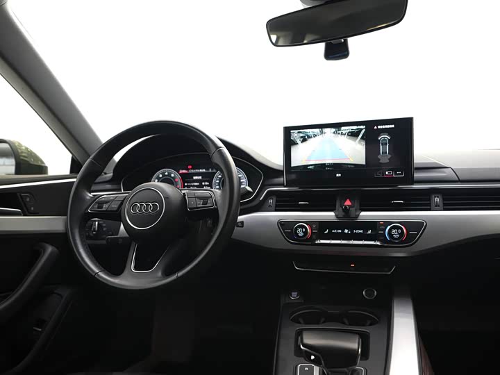 Фото 13 - Audi A5