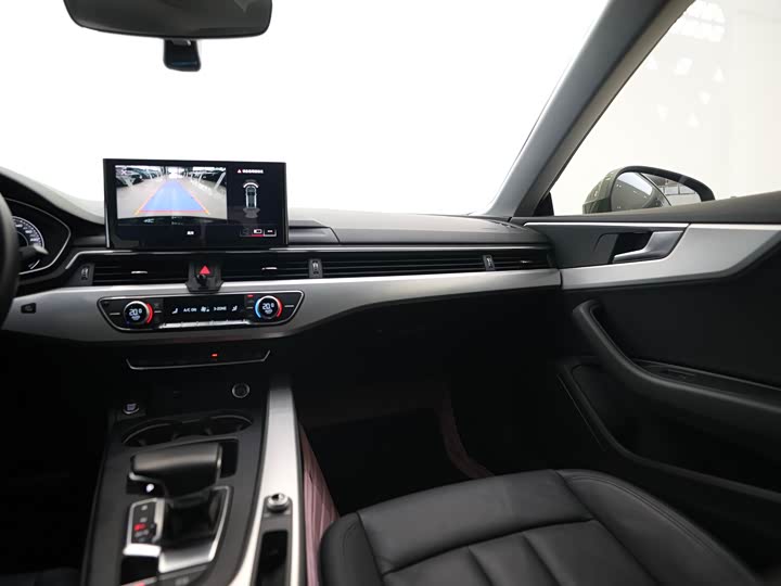 Фото 14 - Audi A5