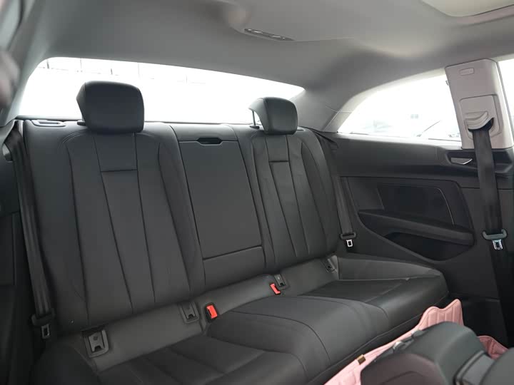 Фото 16 - Audi A5