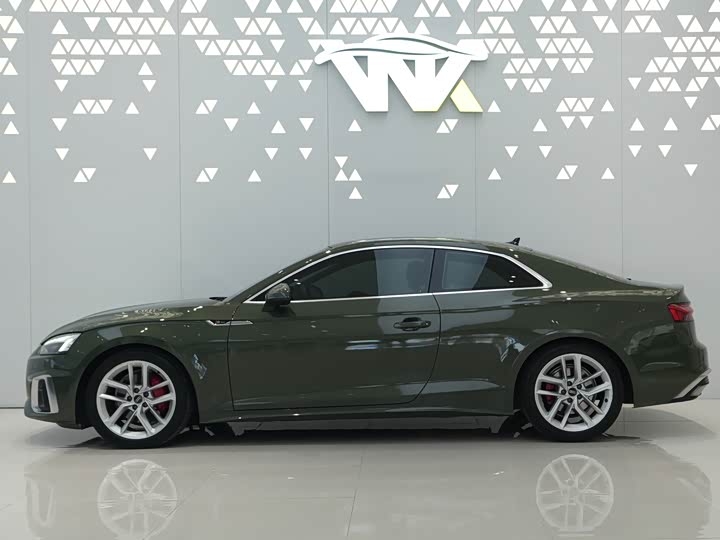 Фото 3 - Audi A5