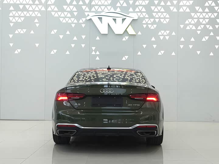 Фото 5 - Audi A5