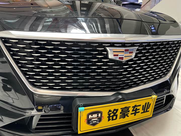 Фото 21 - Cadillac CT6