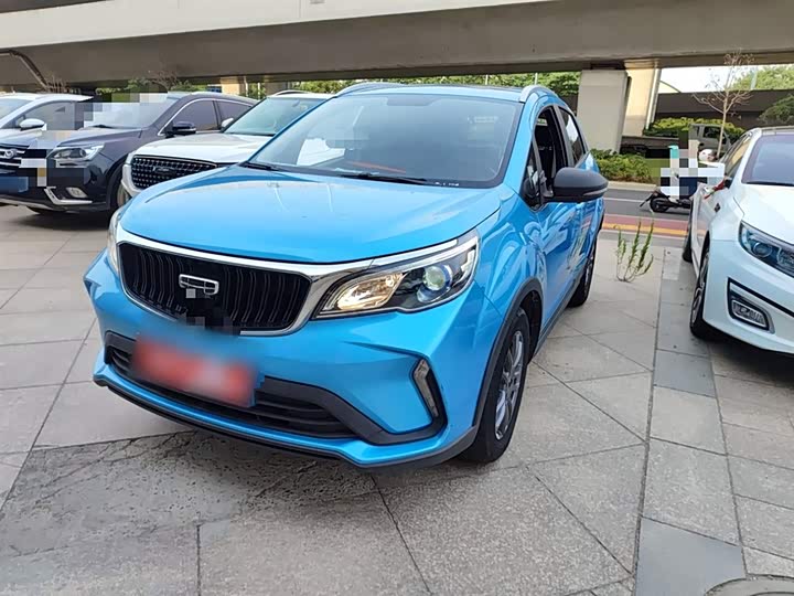 Фото 2 - Geely Vision X3