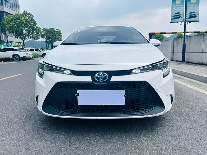 Фото 2 - Toyota Levin