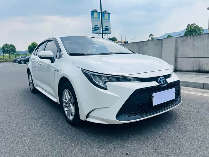 Фото 3 - Toyota Levin