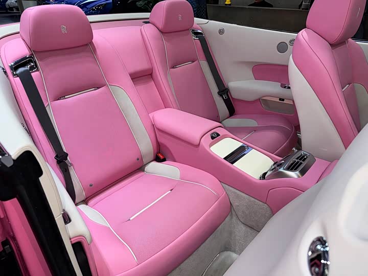 Фото 21 - Rolls-Royce Dawn