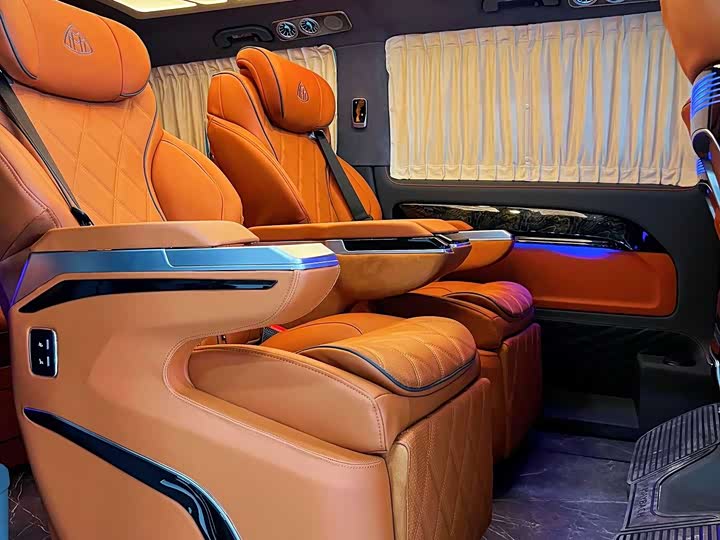 Фото 14 - Mercedes-Benz Vito