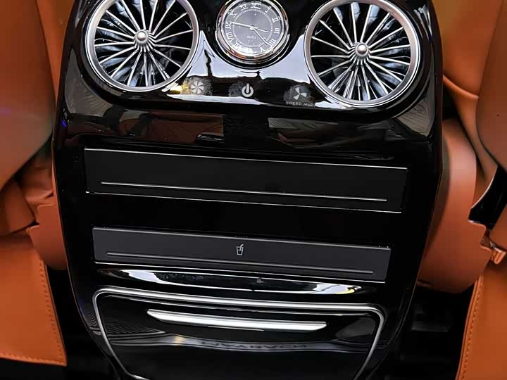 Фото 16 - Mercedes-Benz Vito