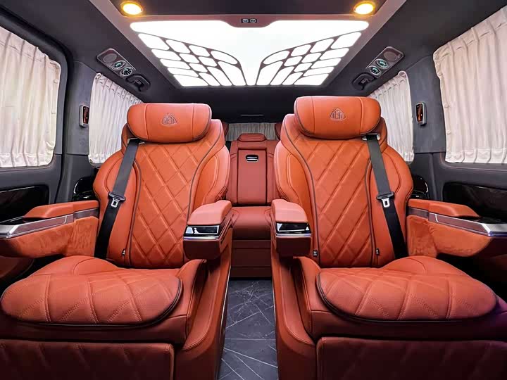 Фото 19 - Mercedes-Benz Vito