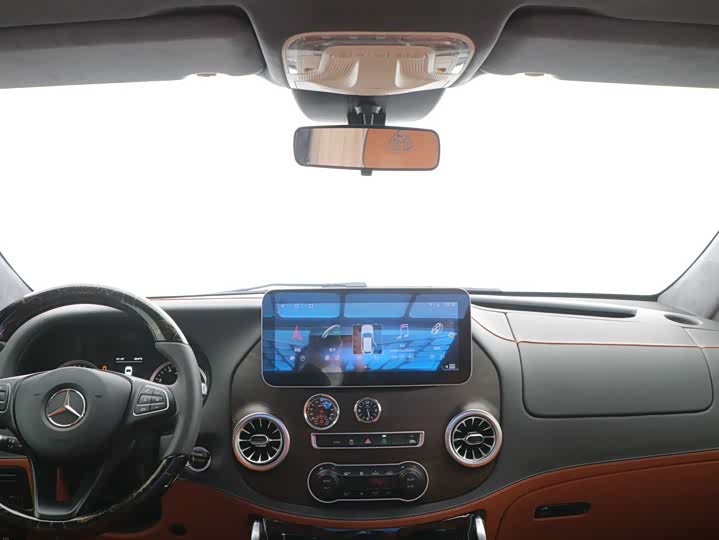 Фото 6 - Mercedes-Benz Vito