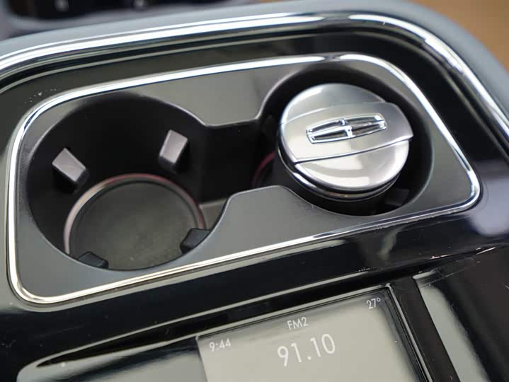 Фото 23 - Lincoln Navigator