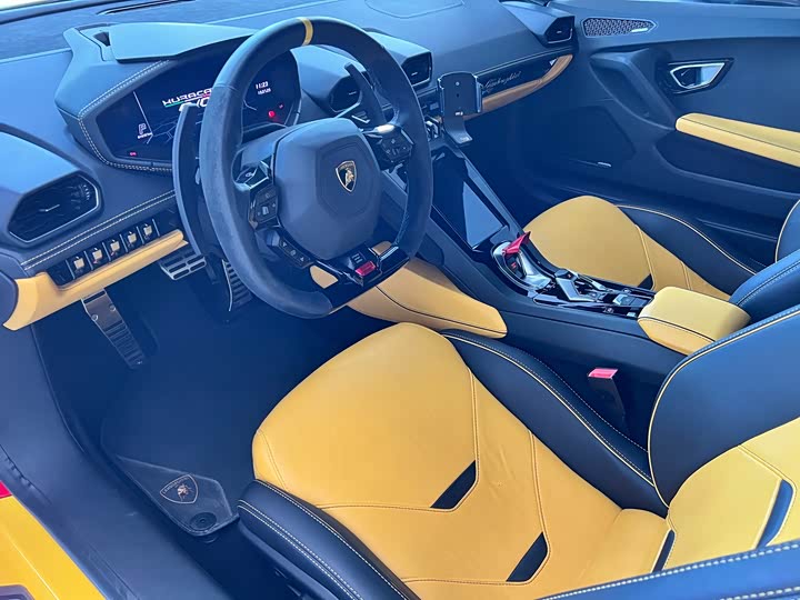 Фото 7 - Lamborghini Huracán