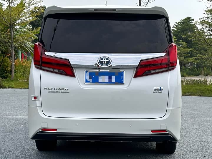 Фото 5 - Toyota Alphard