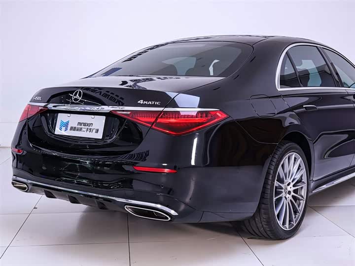 Фото 8 - Mercedes-Benz S-Class