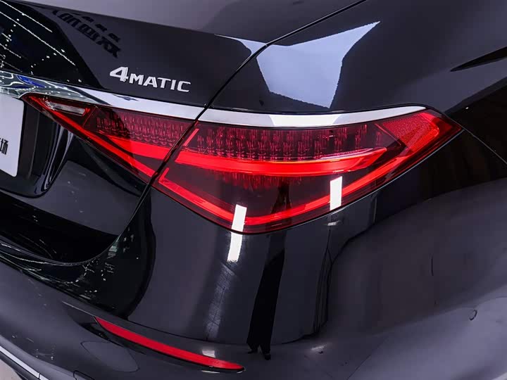 Фото 9 - Mercedes-Benz S-Class