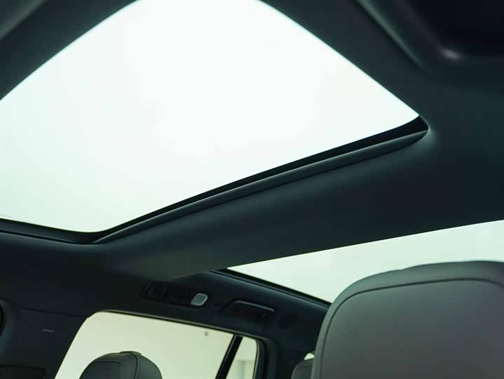 Фото 18 - LiXiang L8