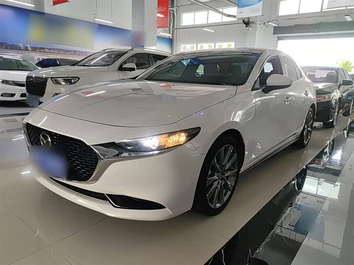 Фото 2 - Mazda 3 (Axela)