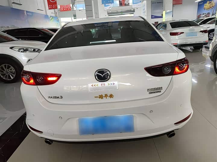 Фото 6 - Mazda 3 (Axela)